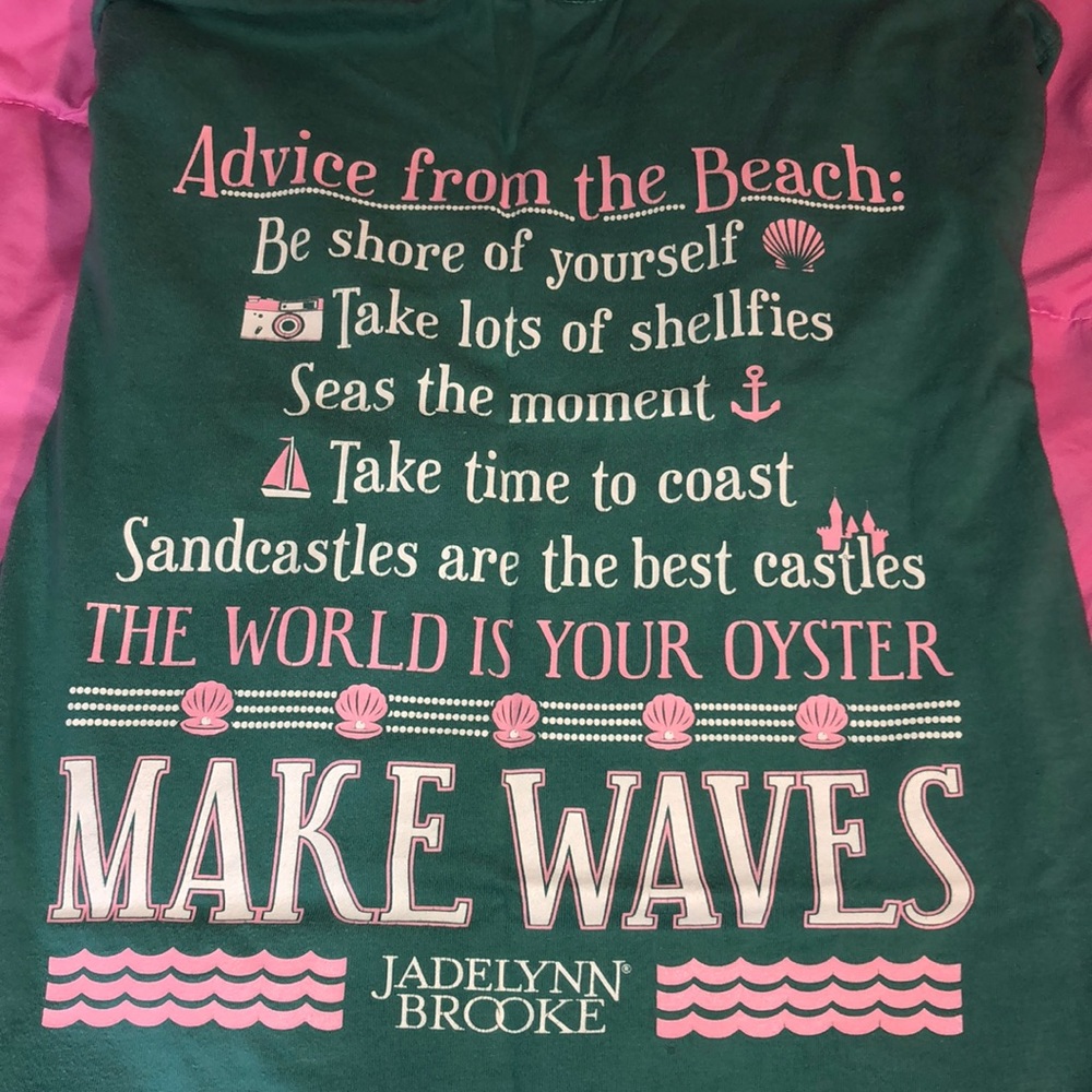 Jadelynn Brooke short sleeve pocket tee